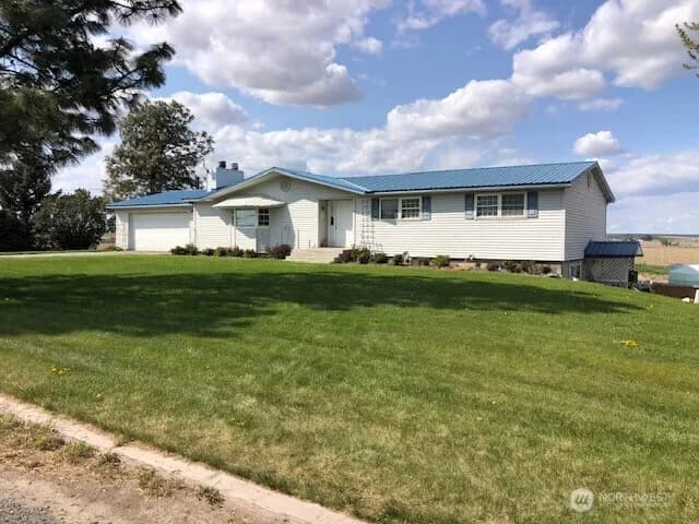 Property photo for 20868 Se Rd 2, Warden photo 4