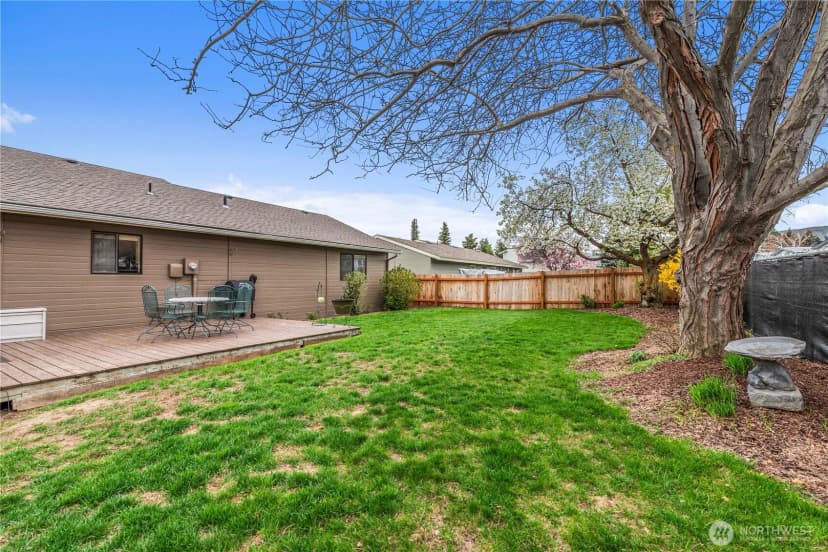 Property photo for 936 Grenz Street, Wenatchee photo 32