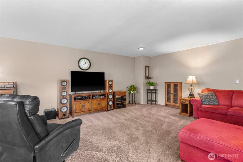 Property photo for 936 Grenz Street, Wenatchee photo 11