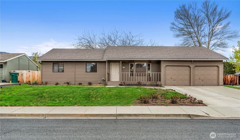 Property photo for 936 Grenz Street, Wenatchee