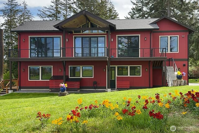 Property photo for 2265 West Beach Road, Oak Harbor photo 3