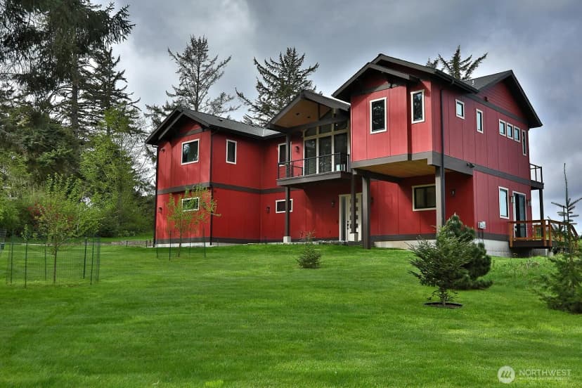Property photo for 2265 West Beach Road, Oak Harbor photo 6