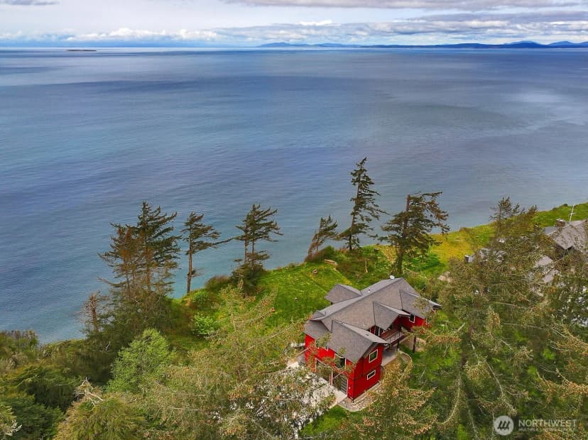 Property photo for 2265 West Beach Road, Oak Harbor