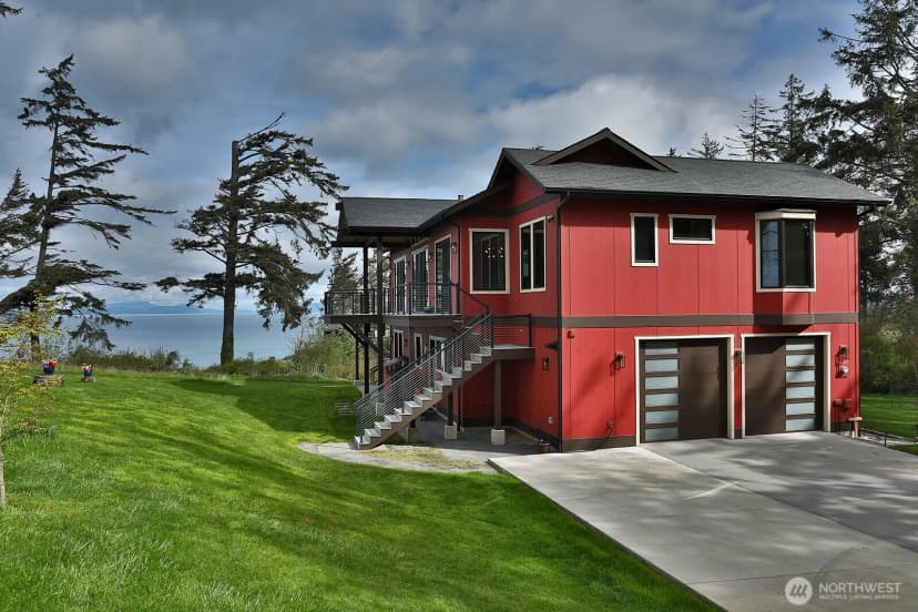 Property photo for 2265 West Beach Road, Oak Harbor photo 2