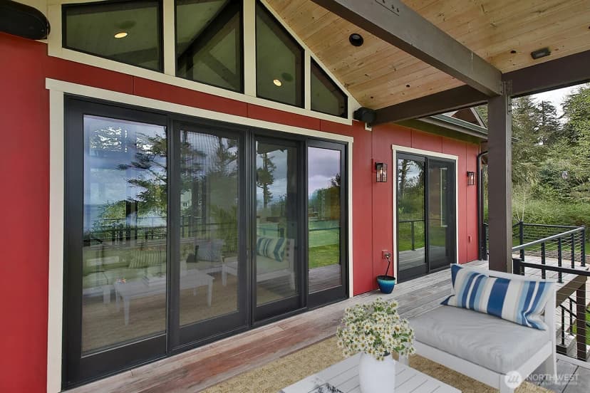 Property photo for 2265 West Beach Road, Oak Harbor photo 17