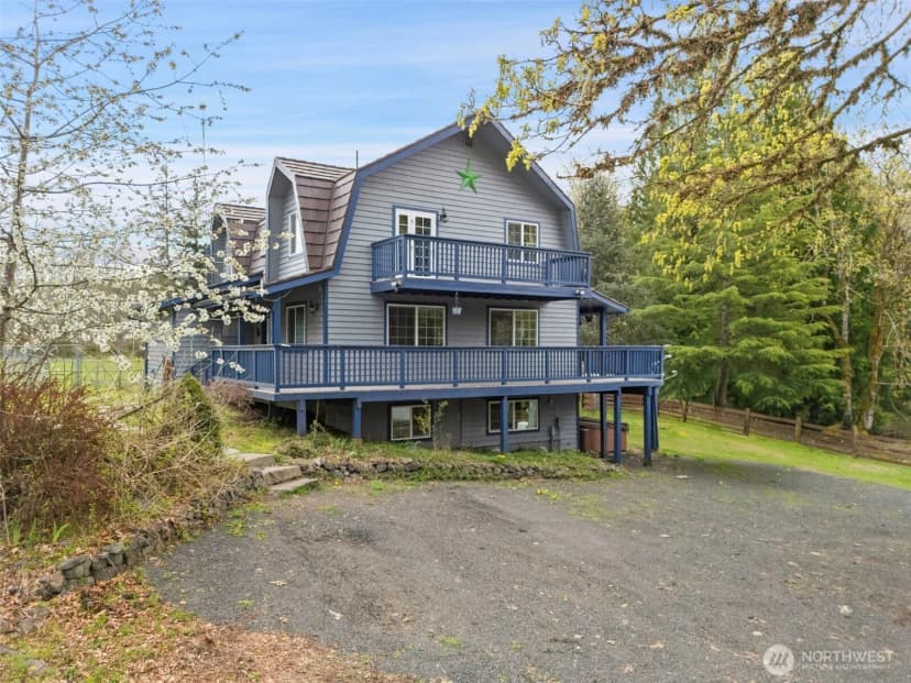 Property photo for 13505 E Victor Road, Gig Harbor photo 5