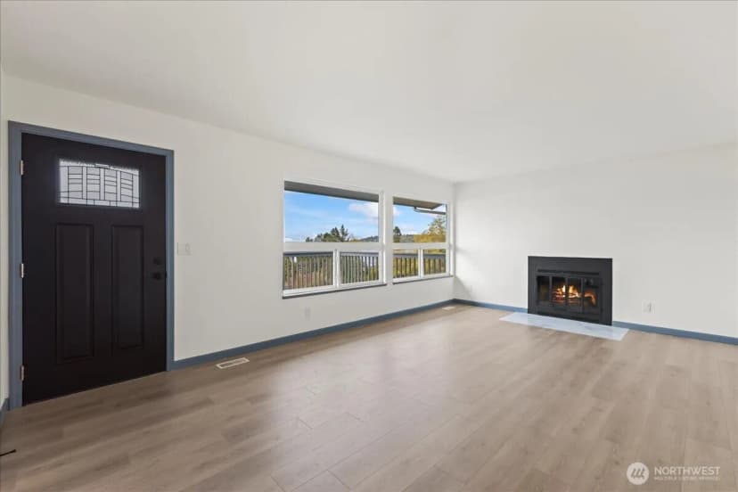 Property photo for 9360 Se Southworth Drive, Port Orchard photo 10