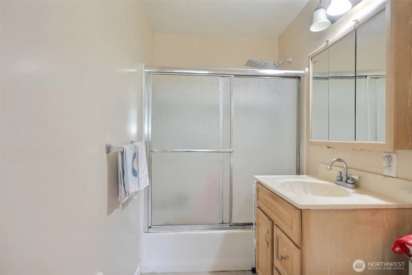 Property photo for 810 Sw 356th Street, Federal Way photo 22