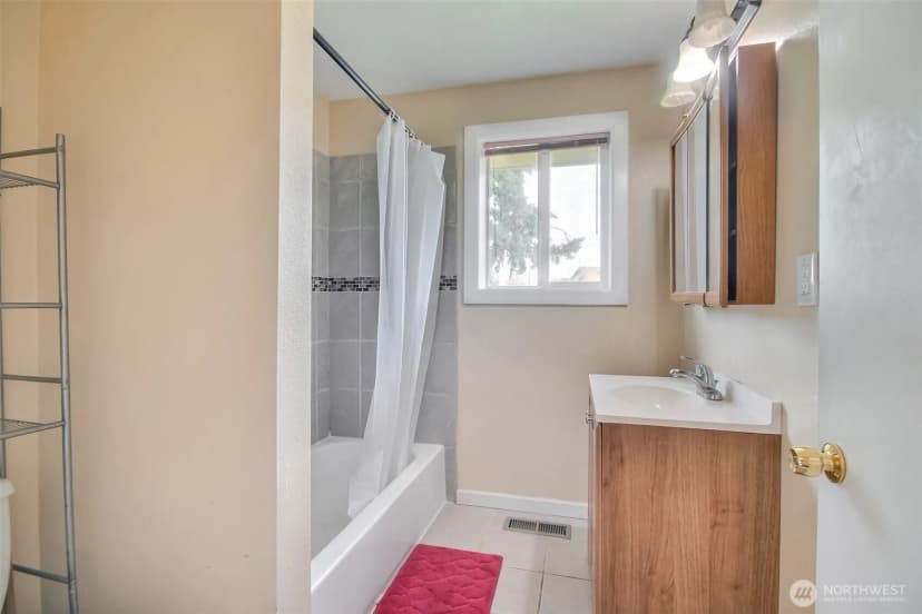 Property photo for 810 Sw 356th Street, Federal Way photo 28