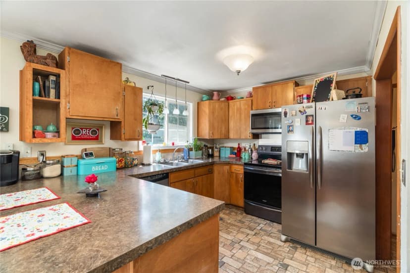 Property photo for 6507 Karjala Road, Aberdeen photo 7