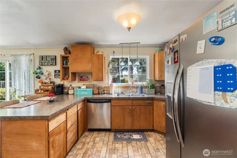 Property photo for 6507 Karjala Road, Aberdeen photo 8