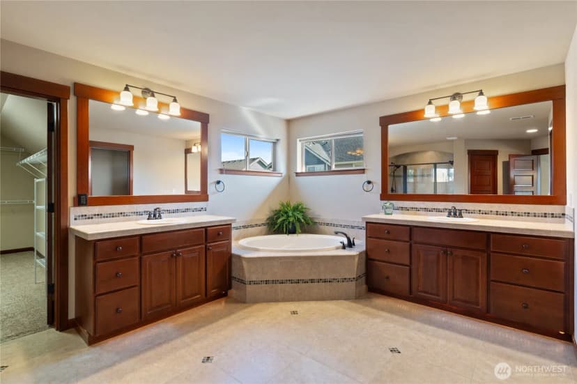 Property photo for 17009 138th Avenue E, Puyallup photo 28