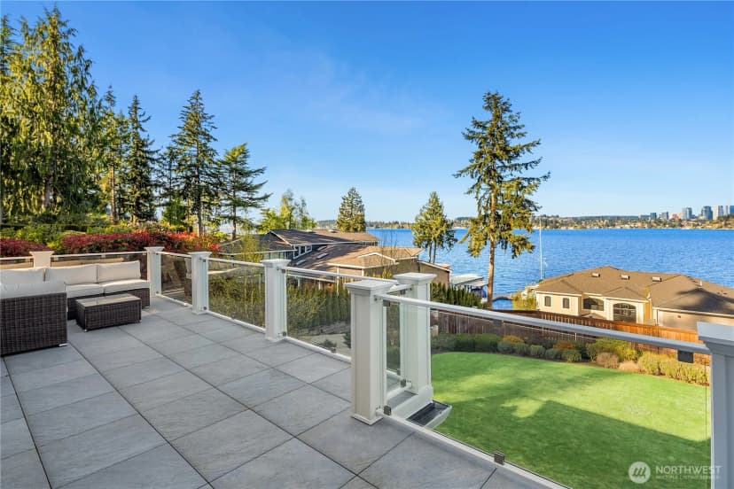 Property photo for 7254 N Mercer Way, Mercer Island photo 15