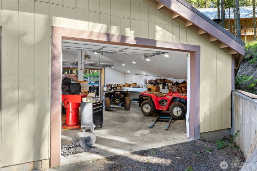 Property photo for 1600 Skull Springs Road, Cle Elum photo 12