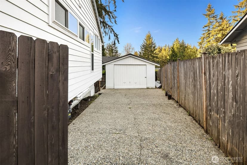 Property photo for 11820 Ne 145th Street, Kirkland photo 34