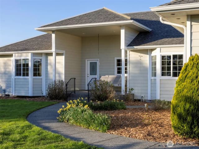 Property photo for 41 Kula Lane, Sequim photo 2
