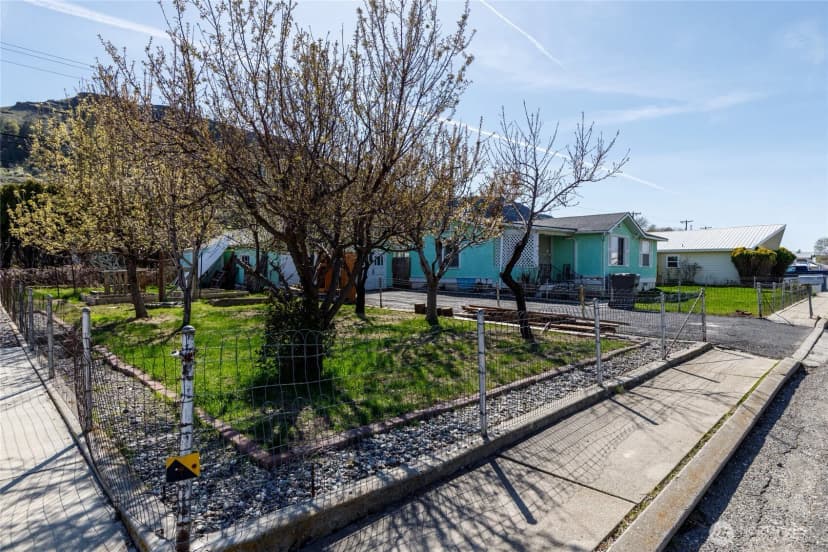 Property photo for 324 Roosevelt Drive, Grand Coulee photo 33