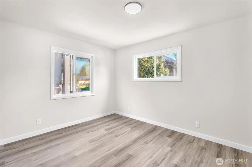 Property photo for 205 Nw 2nd Avenue, Kelso photo 8