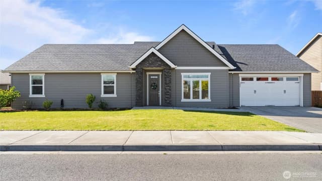 Property photo for 131 Nw Blalock Dr., College Place