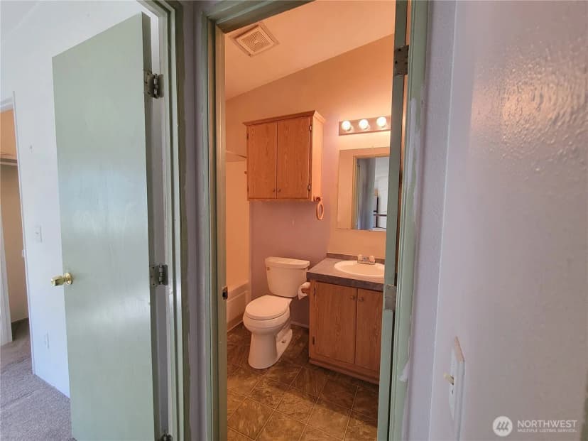 Property photo for 510 Remington Drive, Kelso photo 18