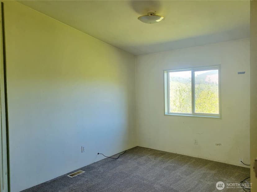 Property photo for 510 Remington Drive, Kelso photo 9