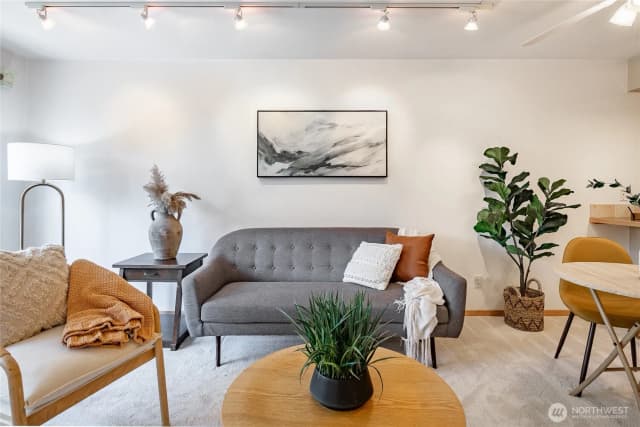 Property photo for 1740 Ne 86th Street #316, Seattle photo 3