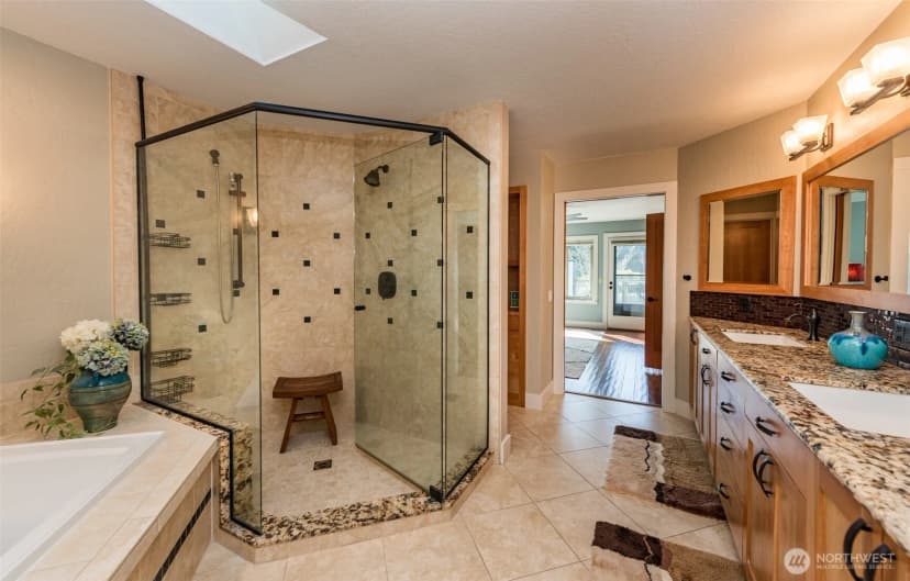 Property photo for 6250 Woodcock Road, Sequim photo 21