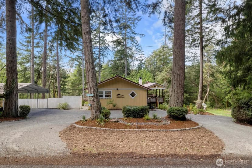 Property photo for 8910 130th Avenue Ct, Anderson Island photo 2