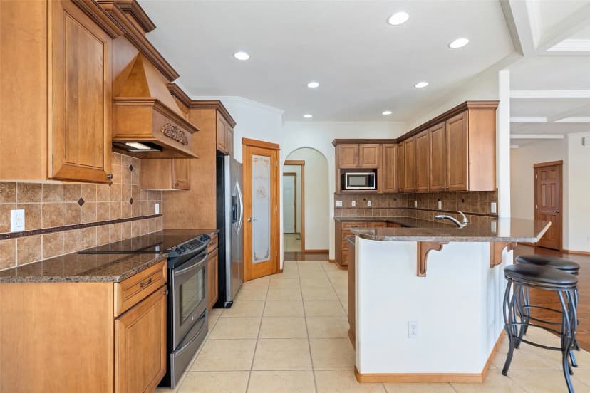 Property photo for 431 E Agate Beach Drive, Shelton photo 12