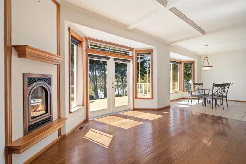 Property photo for 431 E Agate Beach Drive, Shelton photo 8