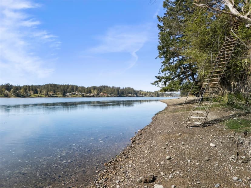 Property photo for 431 E Agate Beach Drive, Shelton photo 27