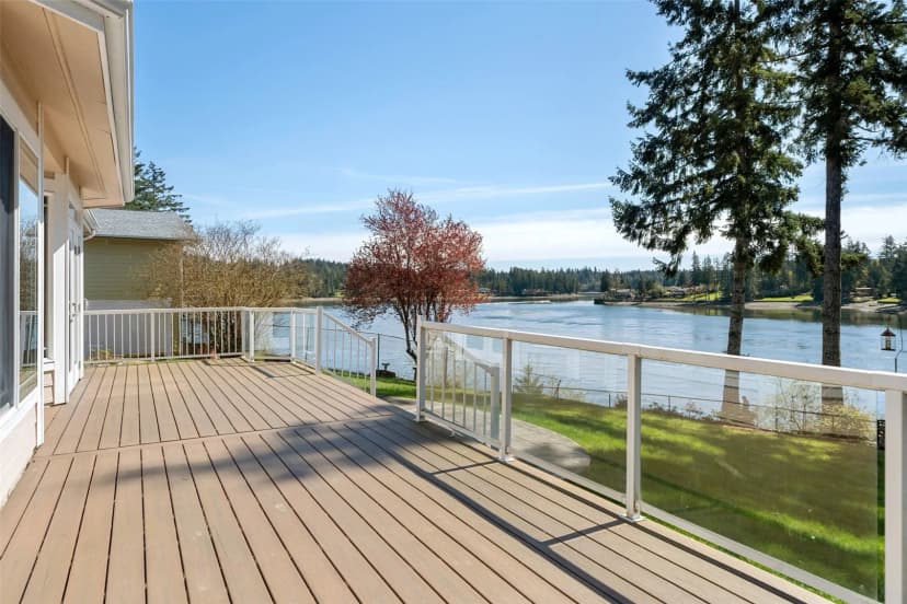 Property photo for 431 E Agate Beach Drive, Shelton photo 3