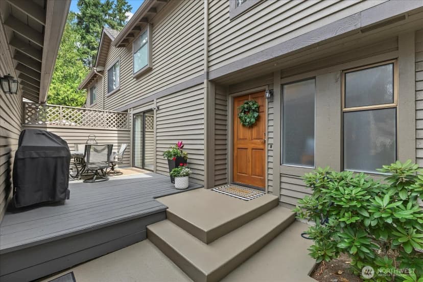 Property photo for 16972 65th Lane Ne, Kenmore photo 31