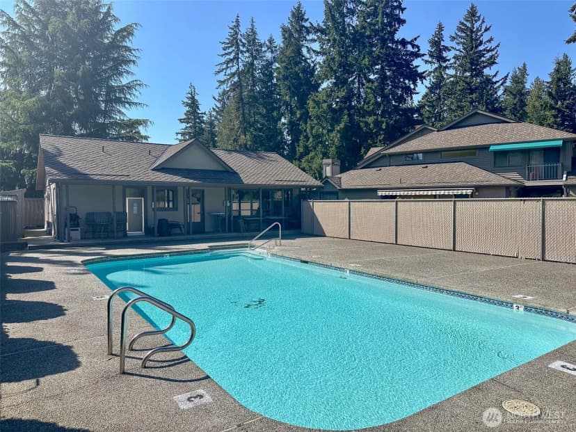 Property photo for 16972 65th Lane Ne, Kenmore photo 35