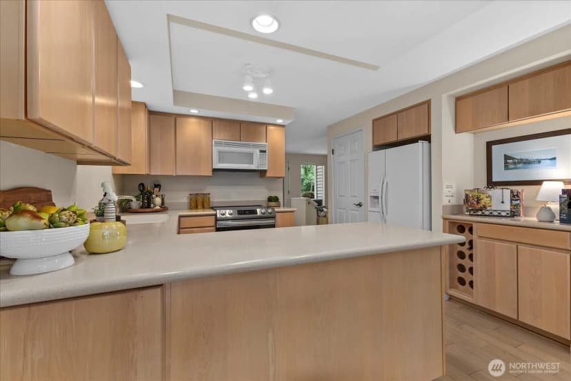 Property photo for 16972 65th Lane Ne, Kenmore photo 16