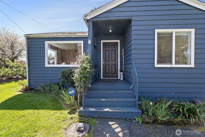 Property photo for 7 Sw 130th Place, Burien photo 27
