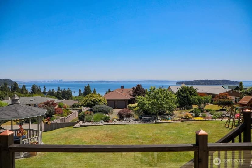 Property photo for 2585 E Alaska Avenue, Port Orchard photo 33