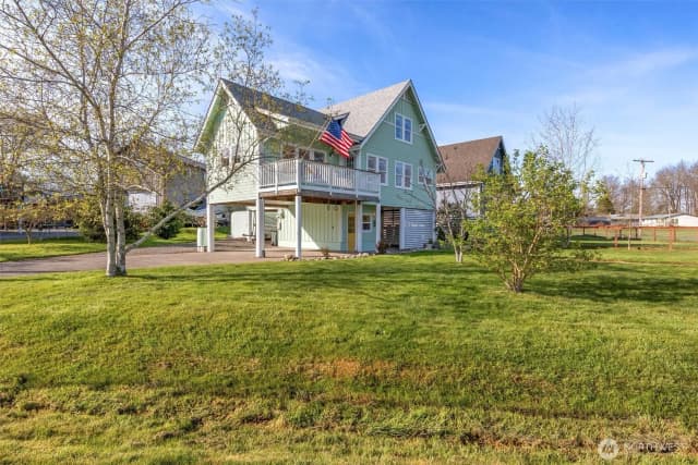 Property photo for 1952 Washington Street, Ferndale