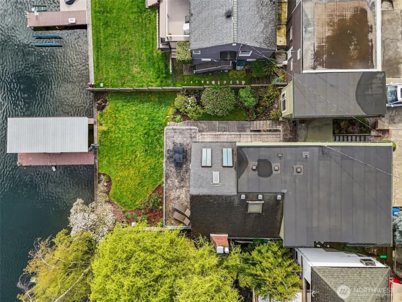 Property photo for 9750 Rainier Avenue S, Seattle photo 34