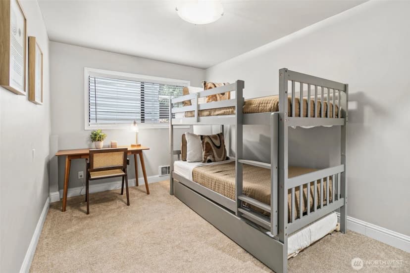 Property photo for 9750 Rainier Avenue S, Seattle photo 15