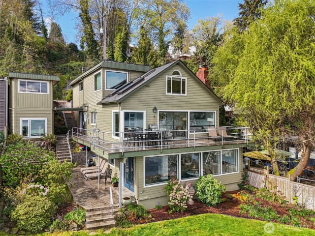 Property photo for 9750 Rainier Avenue S, Seattle