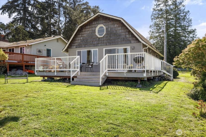 Property photo for 2963 Saratoga Road, Langley photo 29