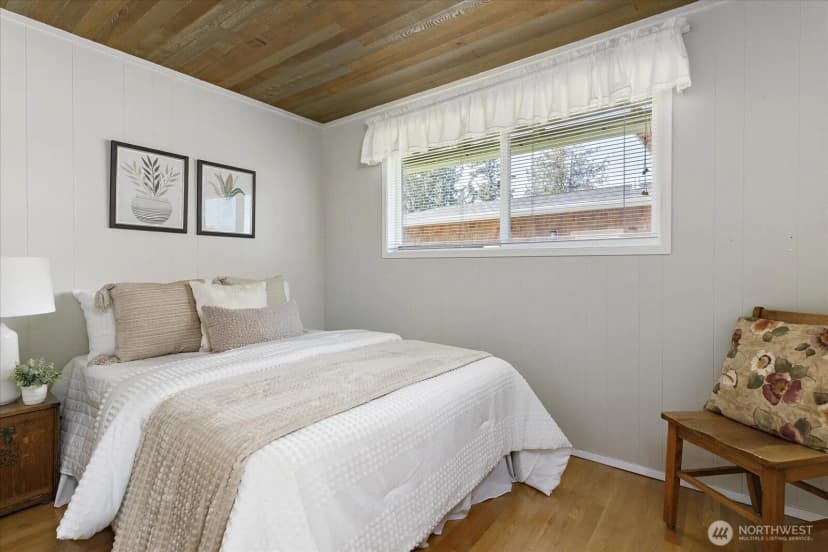 Property photo for 2963 Saratoga Road, Langley photo 15