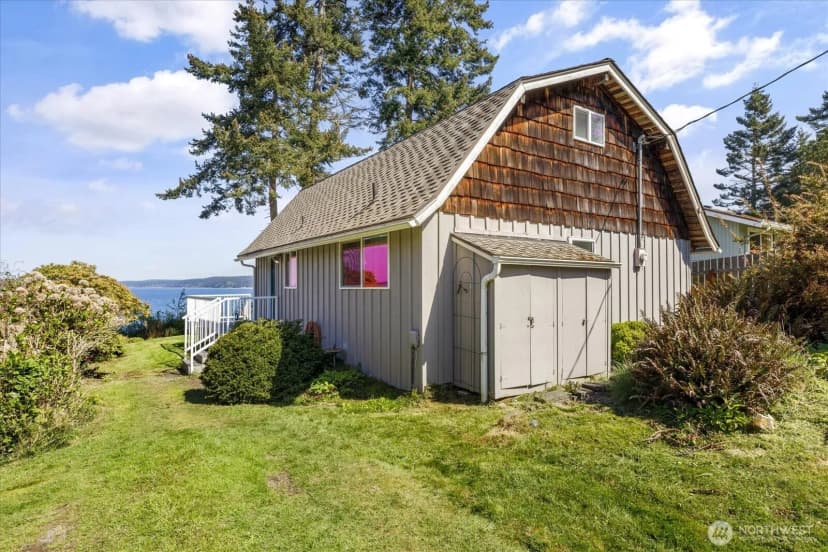 Property photo for 2963 Saratoga Road, Langley photo 33