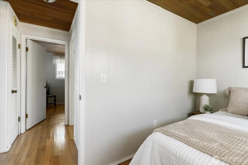 Property photo for 2963 Saratoga Road, Langley photo 16