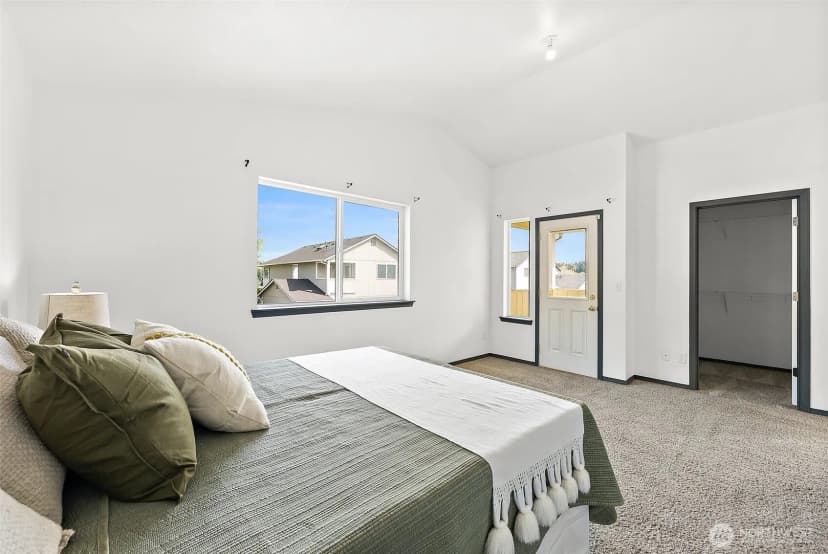 Property photo for 17904 Panorama Boulevard E, Bonney Lake photo 20