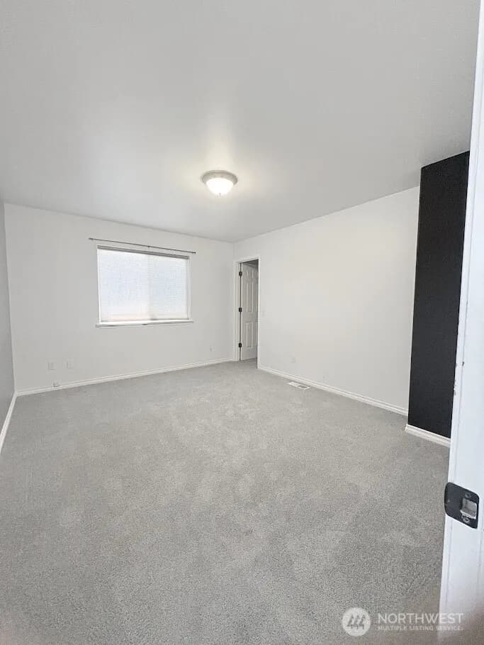 Property photo for 303 S Mary Avenue, East Wenatchee photo 21
