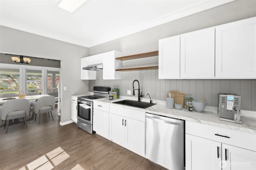 Property photo for 4723 Parker Road E, Sumner photo 13