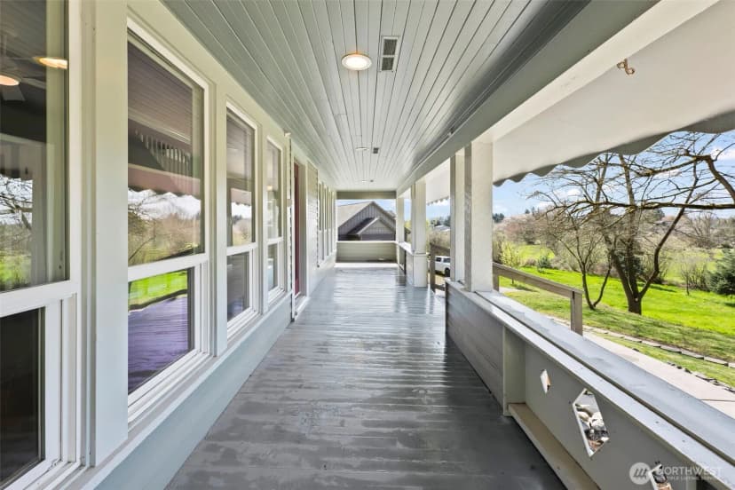 Property photo for 4723 Parker Road E, Sumner photo 17