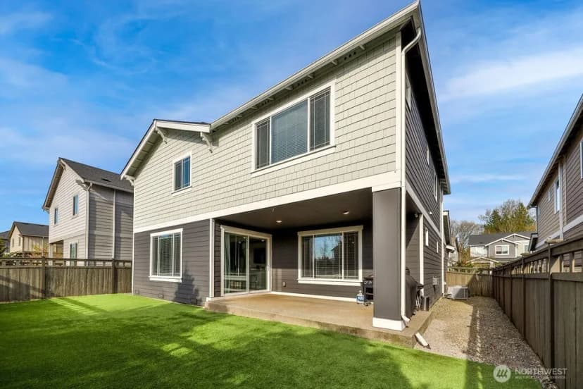 Property photo for 32675 Stuart Avenue Se, Black Diamond photo 25